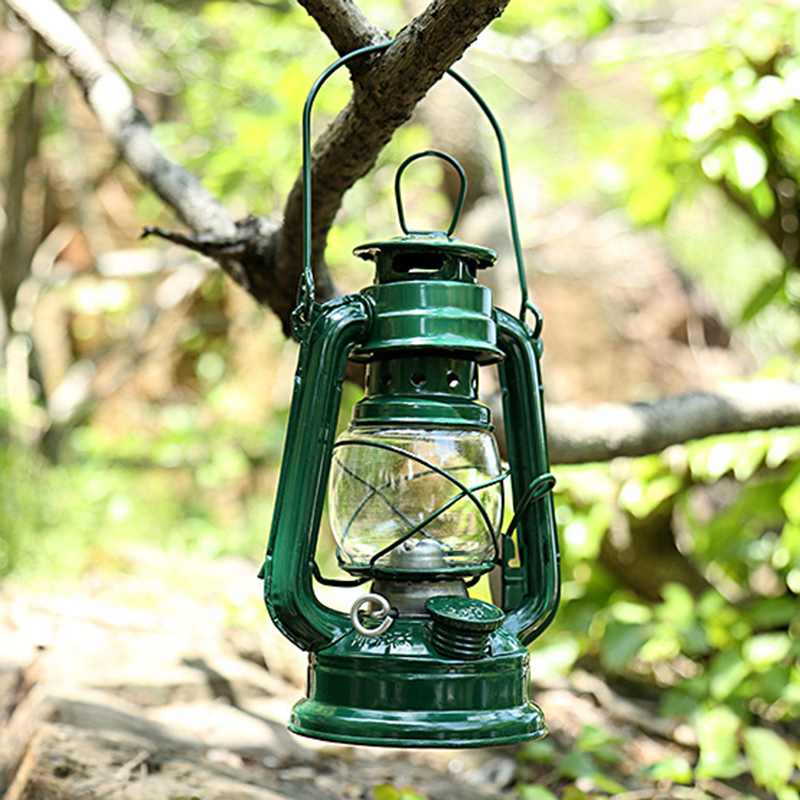 25cm Retro Outdoor Camping Kerosene Lamp Oil Light Lantern Style Decor Multifunction Iron Camping Lamp Mediterranean Style Decor
